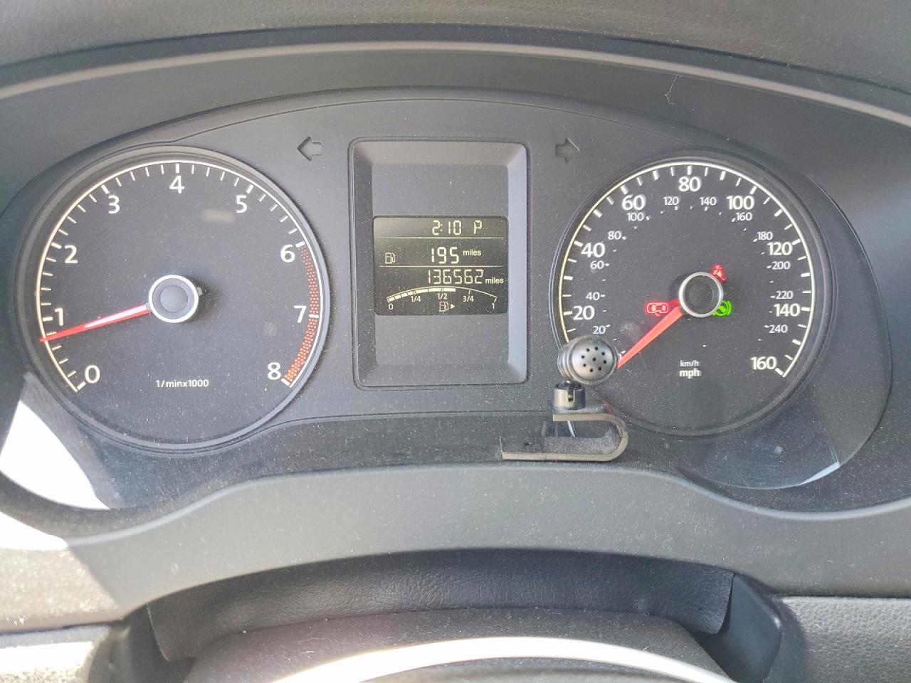 2013 VOLKSWAGEN JETTA BASE photo 25