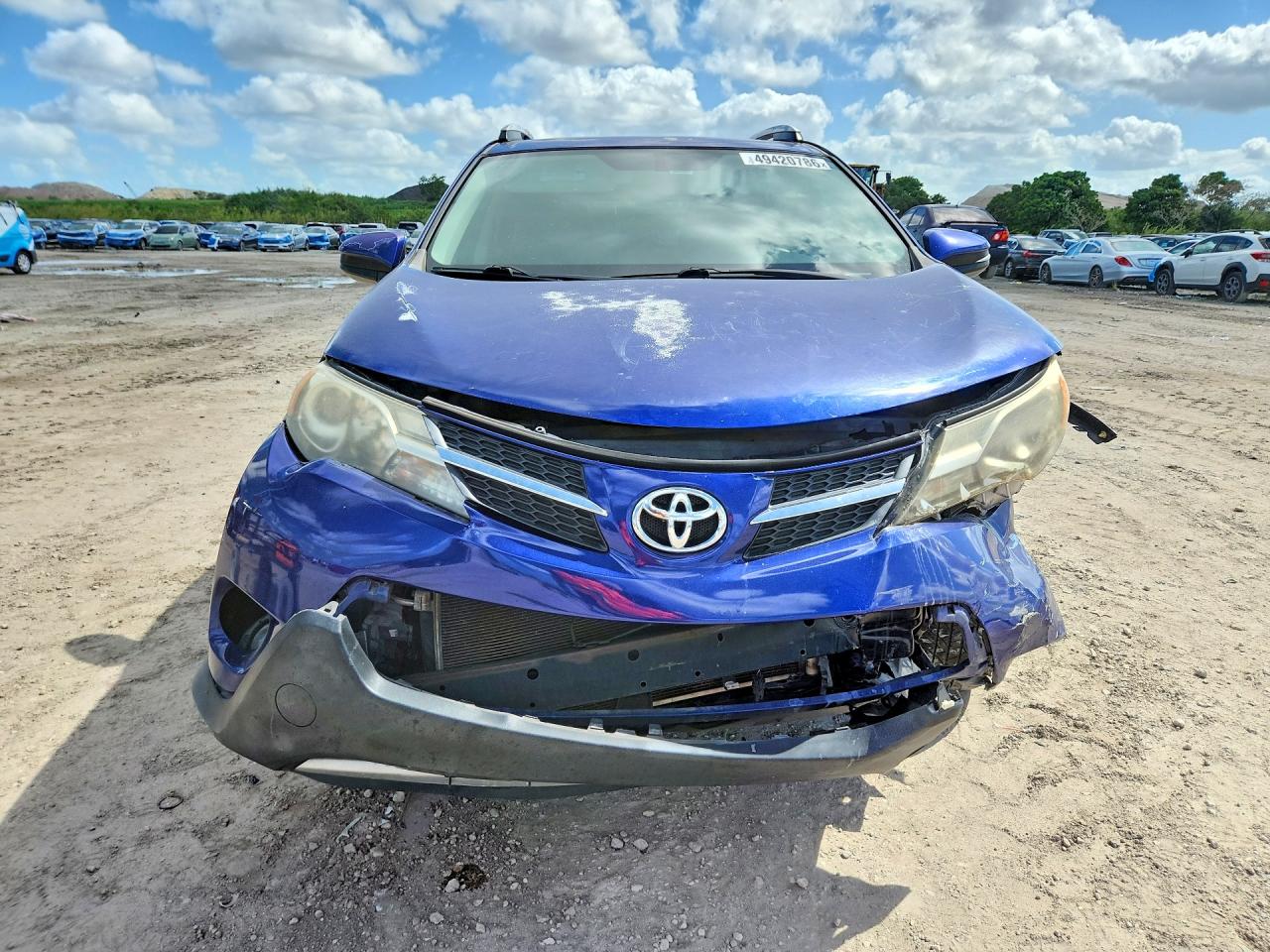 2015 TOYOTA RAV4 XLE photo 13