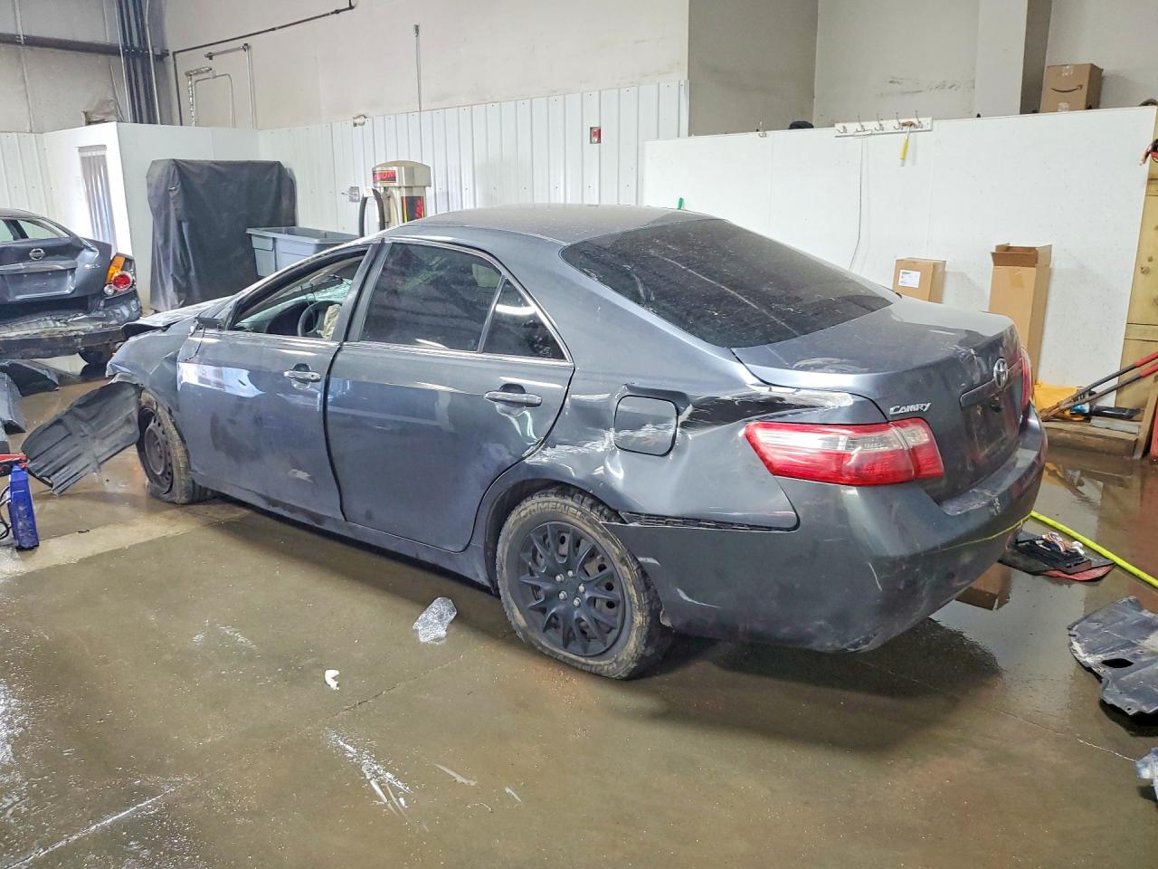 2008 TOYOTA CAMRY LE photo 3