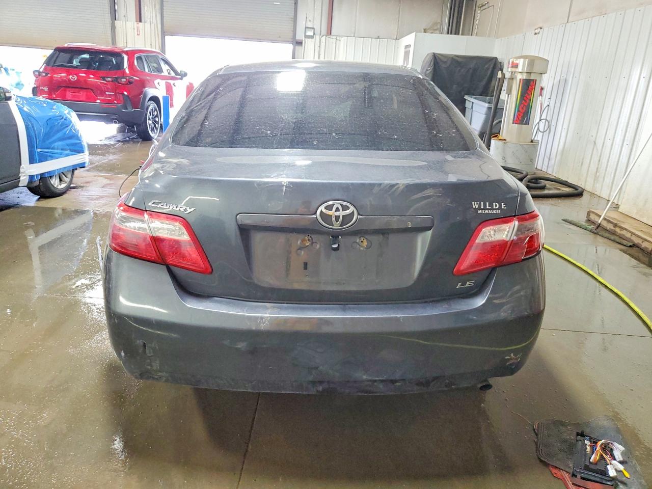 2008 TOYOTA CAMRY LE photo 11