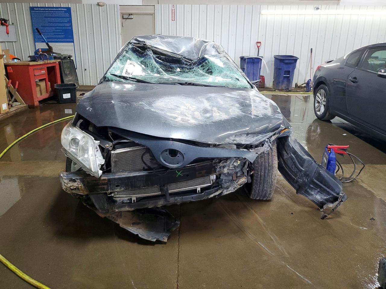 2008 TOYOTA CAMRY LE photo 9