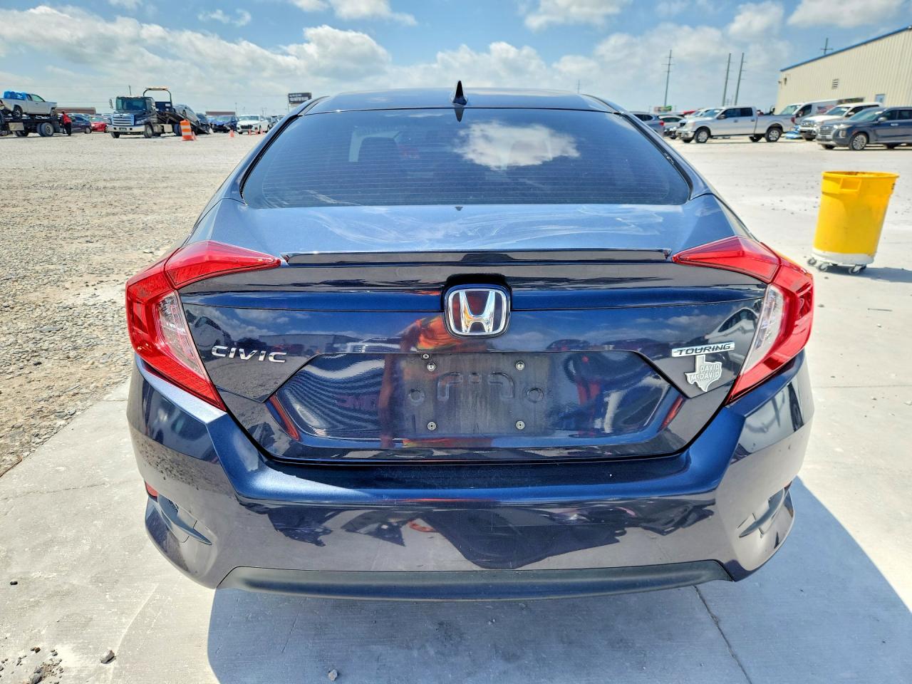 2016 HONDA CIVIC TOURING photo 11