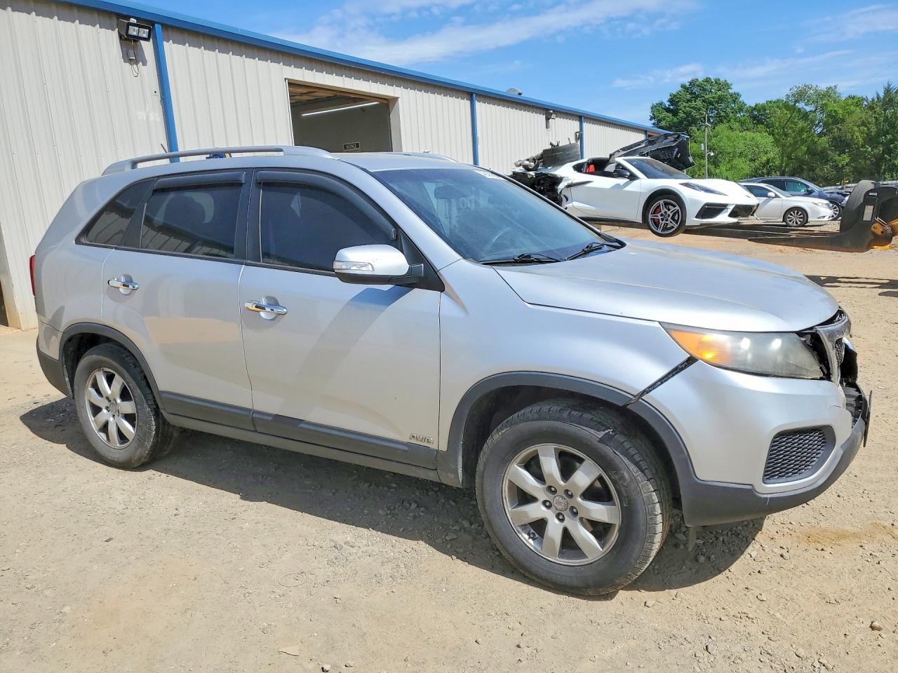 2011 KIA SORENTO LX photo 4