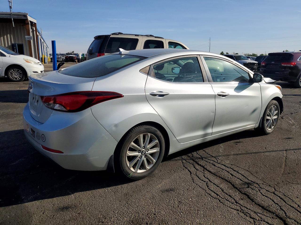 2015 HYUNDAI ELANTRA SE photo 5