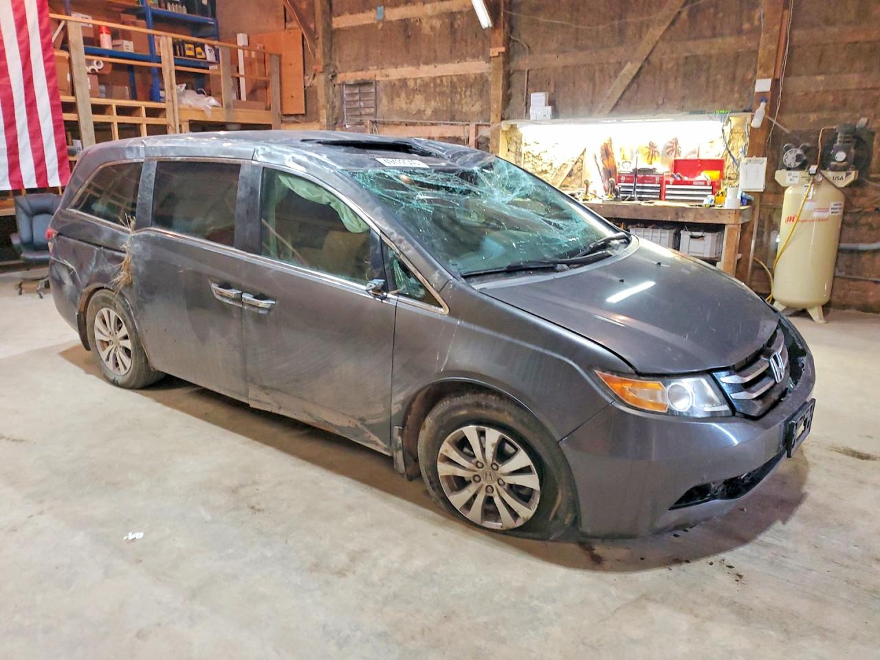 2014 HONDA ODYSSEY EXL photo 10
