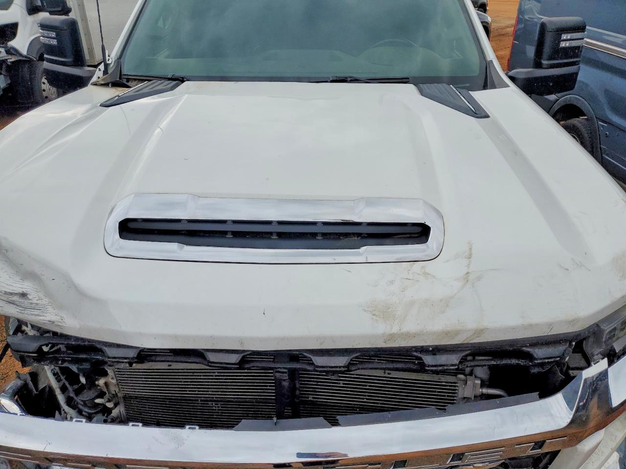 2023 CHEVROLET SILVERADO K3500 LT photo 11
