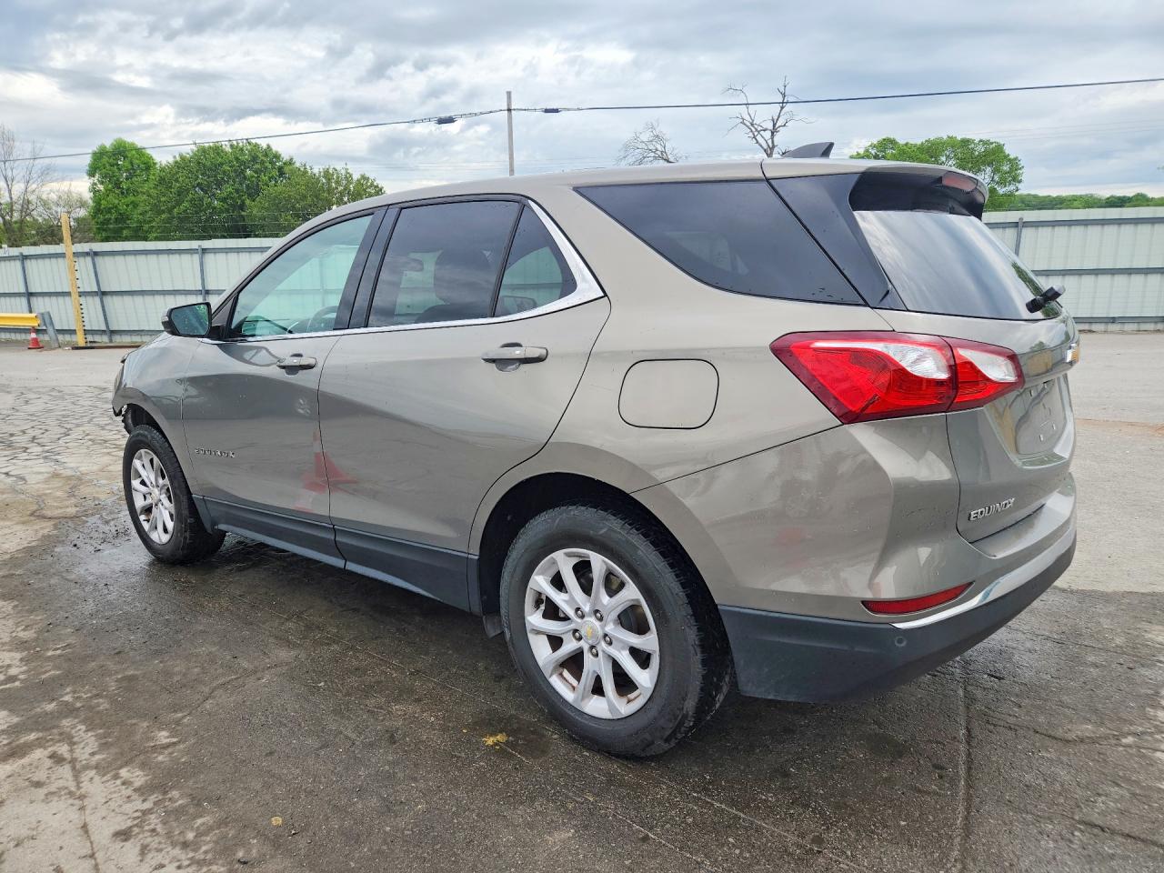 2019 CHEVROLET EQUINOX LT photo 3