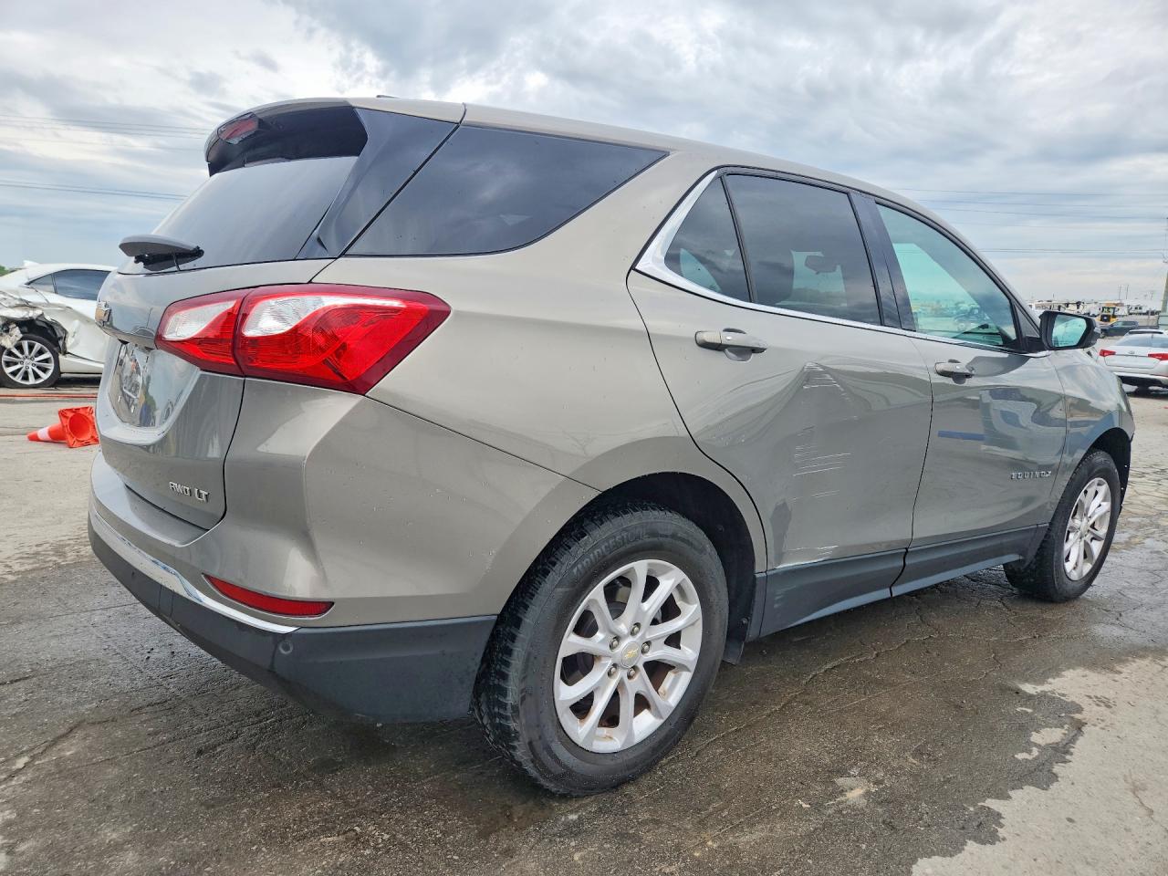 2019 CHEVROLET EQUINOX LT photo 5