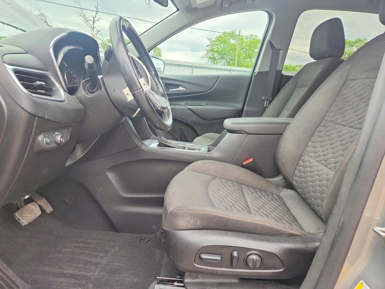 2019 CHEVROLET EQUINOX LT photo 13
