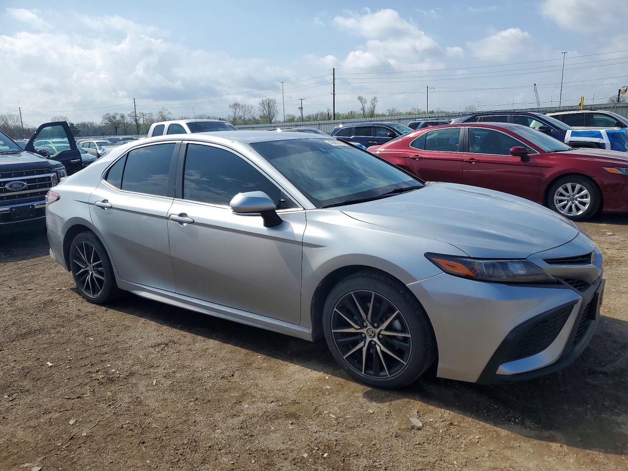 2022 TOYOTA CAMRY SE photo 7