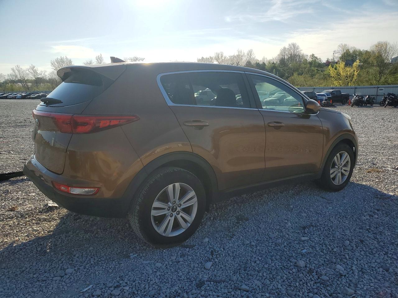 2018 KIA SPORTAGE LX photo 5