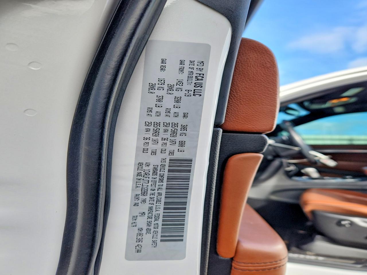 2020 JEEP GRAND CHEROKEE SUMMIT photo 27