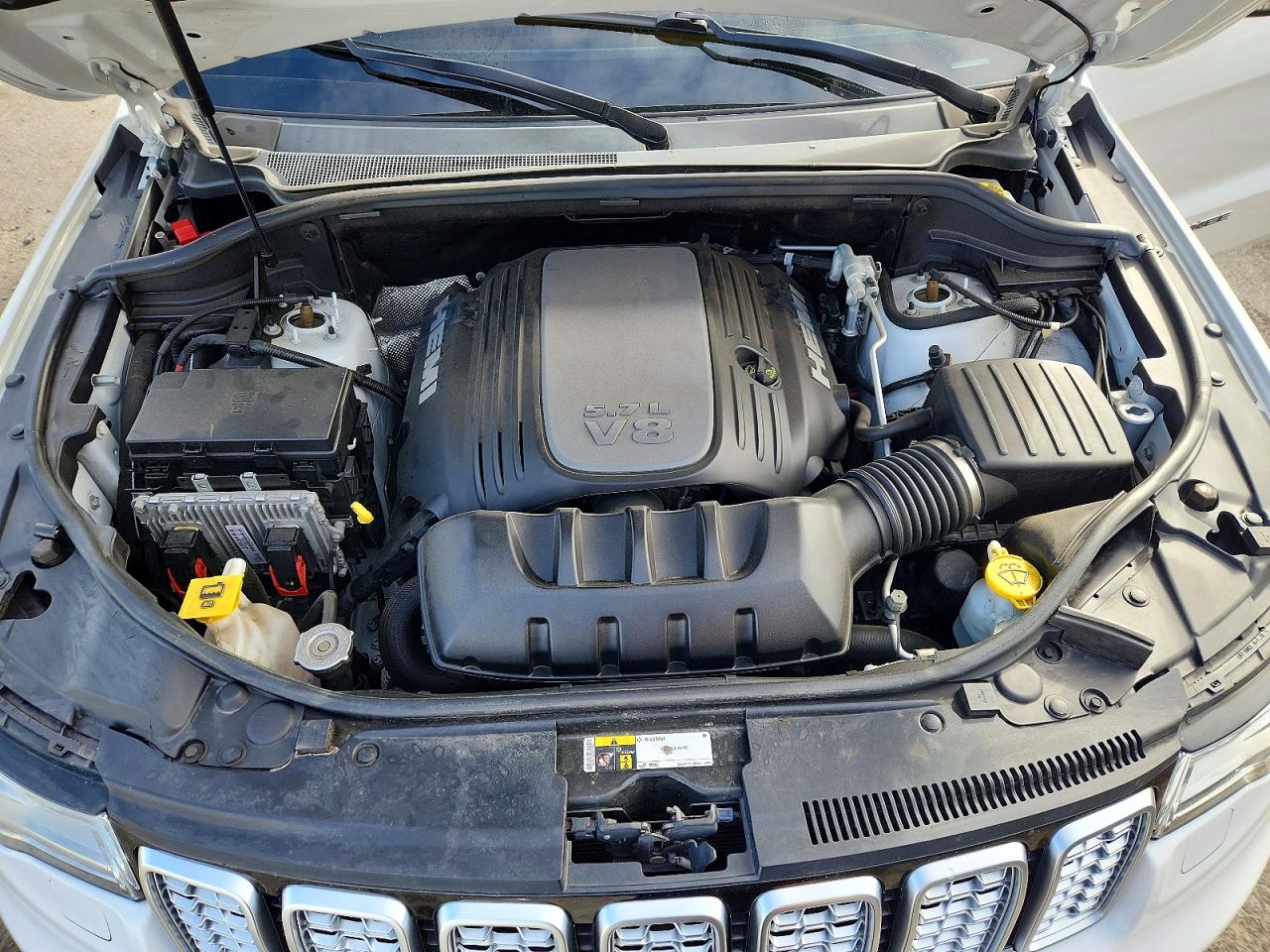2020 JEEP GRAND CHEROKEE SUMMIT photo 23