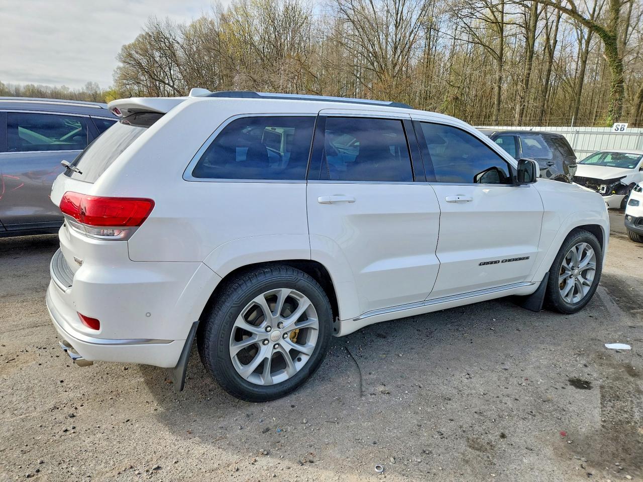 2020 JEEP GRAND CHEROKEE SUMMIT photo 5
