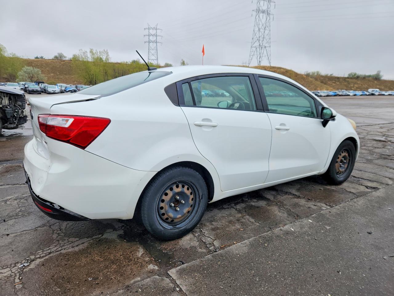 2013 KIA RIO LX photo 3