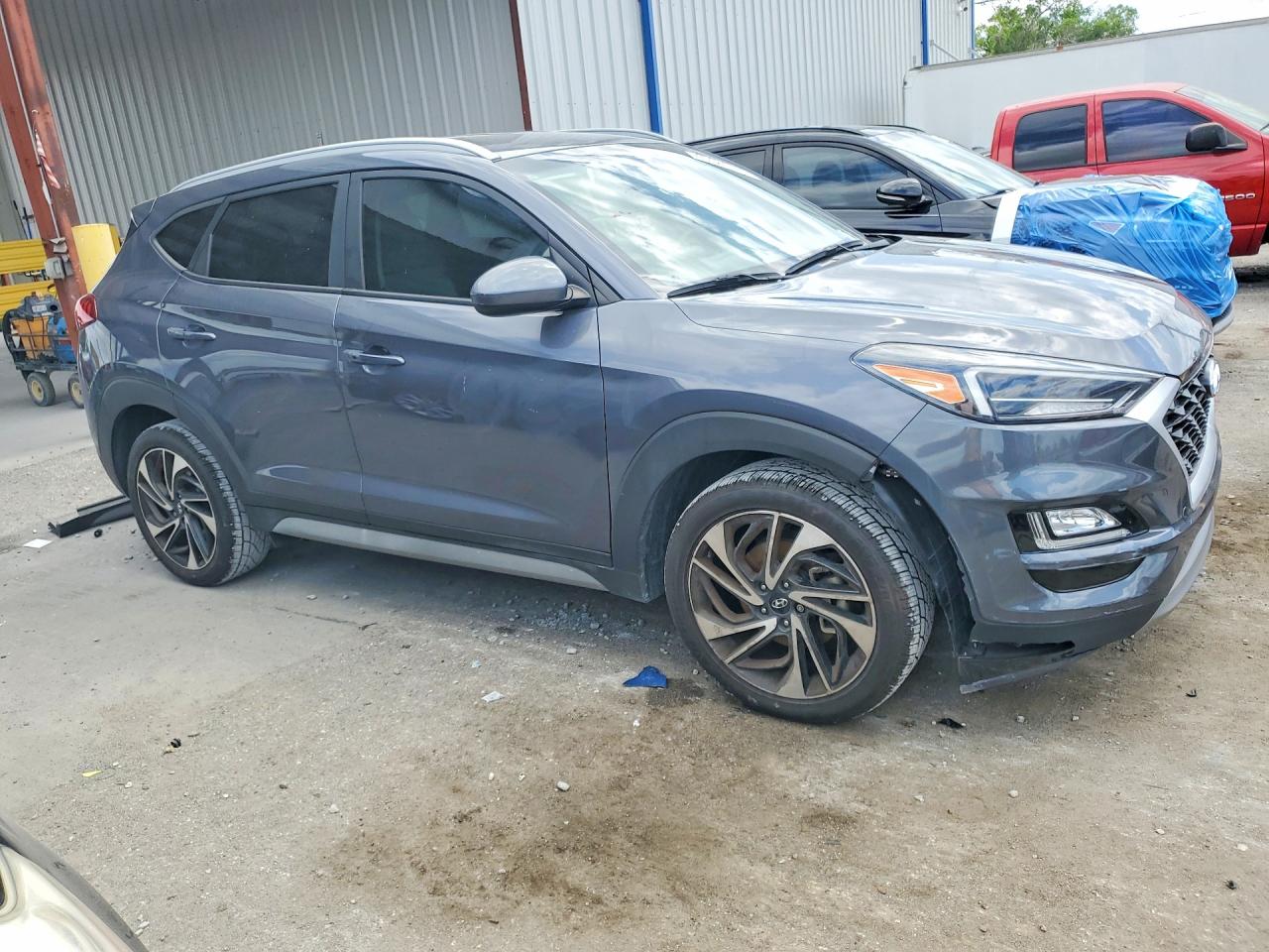 2021 HYUNDAI TUCSON SPORT photo 4