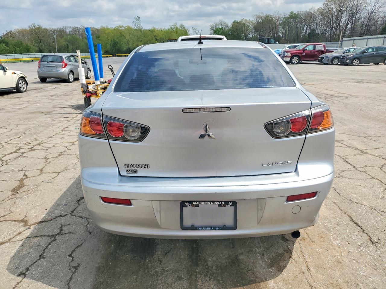 2013 MITSUBISHI LANCER SE photo 6
