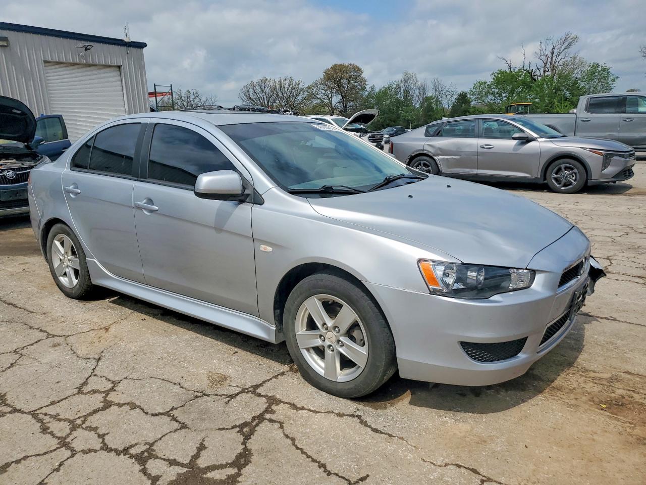 2013 MITSUBISHI LANCER SE photo 4