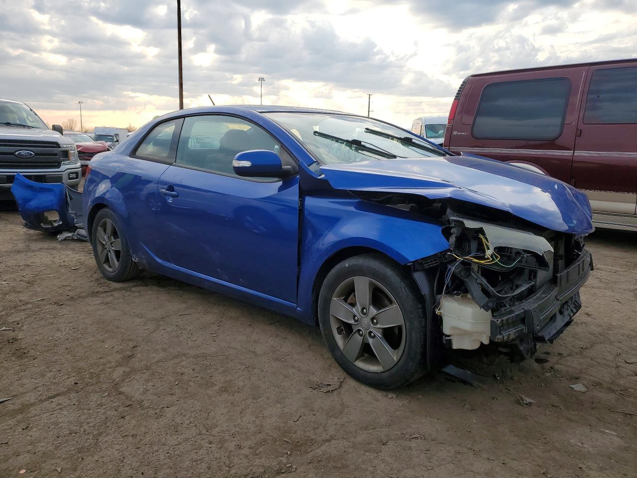 2010 KIA FORTE EX photo 7