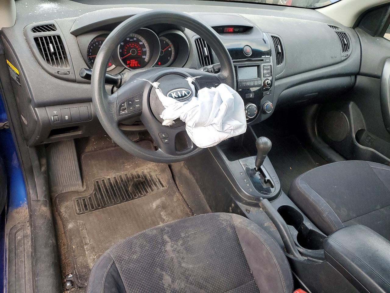 2010 KIA FORTE EX photo 15