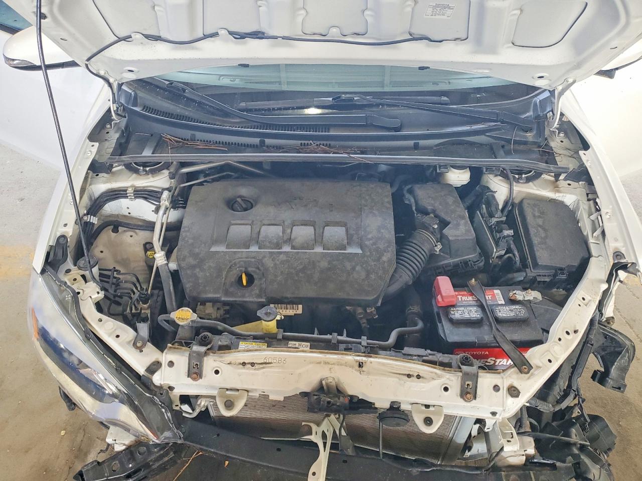 2014 TOYOTA COROLLA S PLUS photo 21