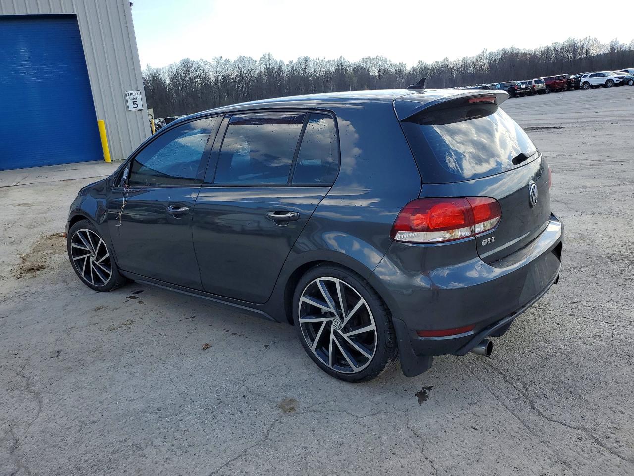 2012 VOLKSWAGEN GTI photo 3