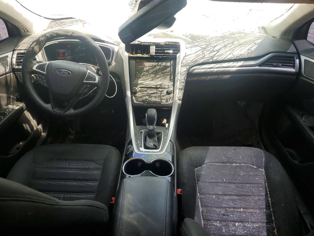 2016 FORD FUSION SE photo 8