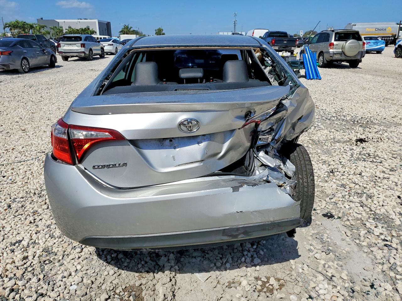 2014 TOYOTA COROLLA S photo 16
