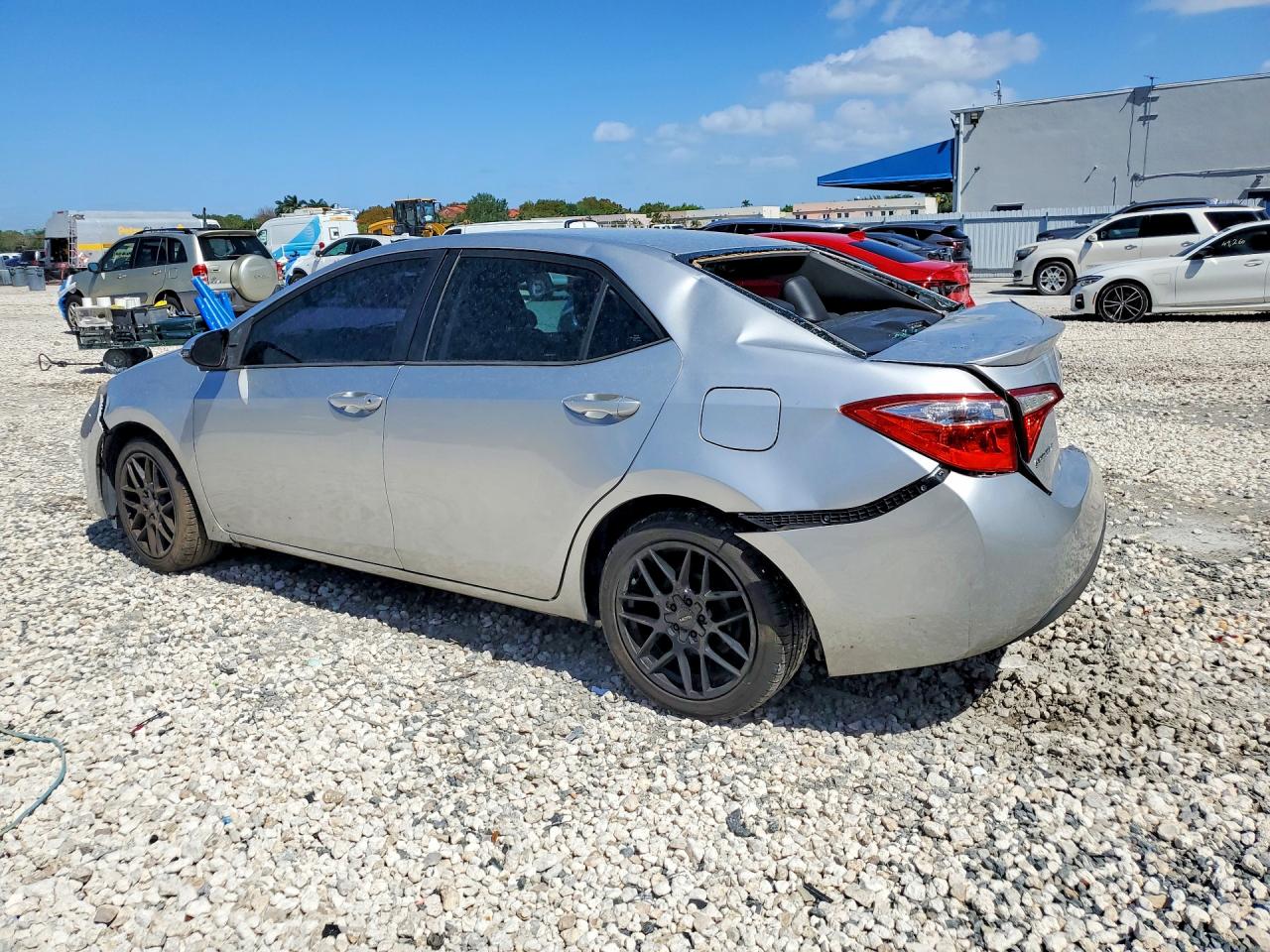 2014 TOYOTA COROLLA S photo 4