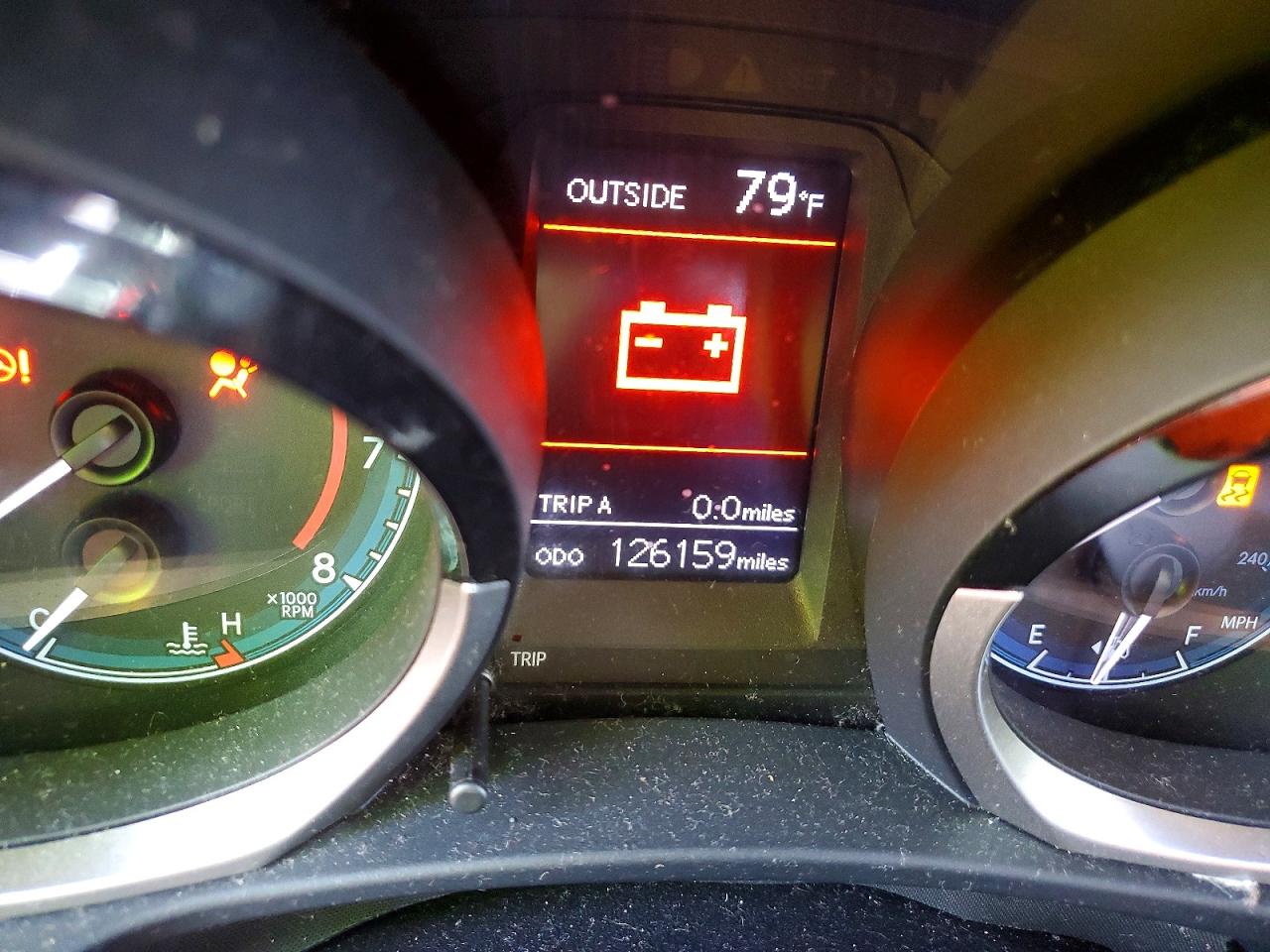 2014 TOYOTA COROLLA S photo 25