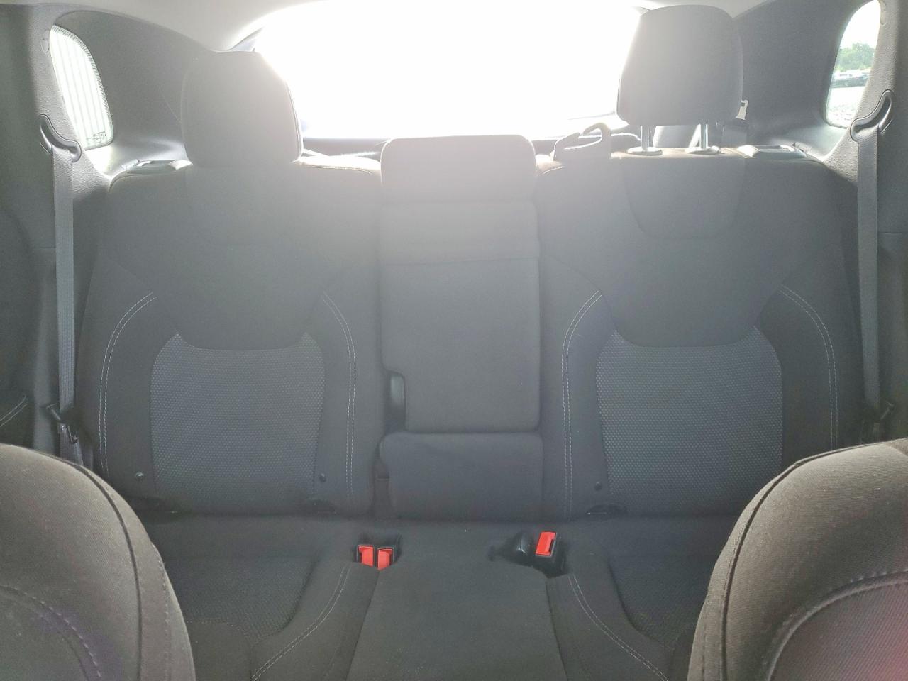 2019 JEEP CHEROKEE LATITUDE photo 28