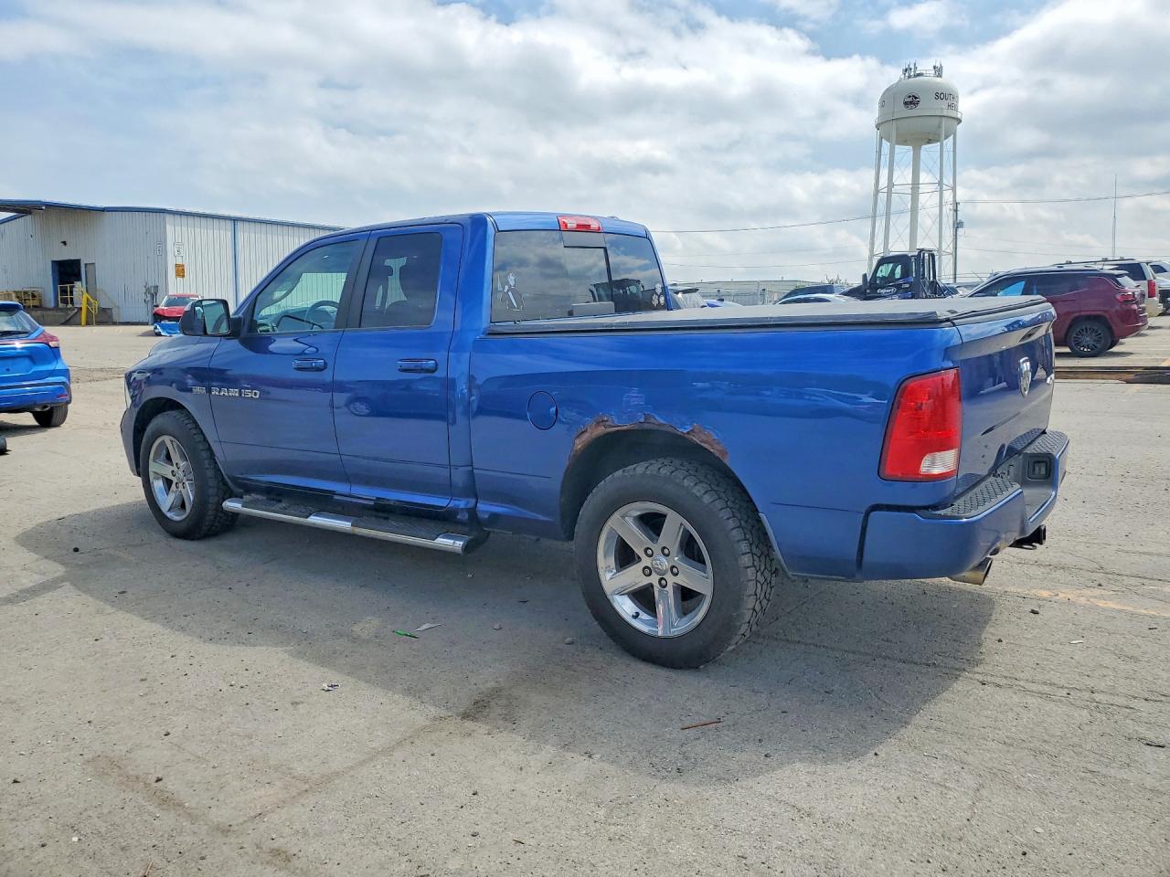2011 DODGE RAM 1500 photo 4