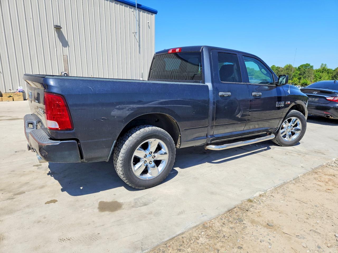 2013 RAM 1500 ST photo 5