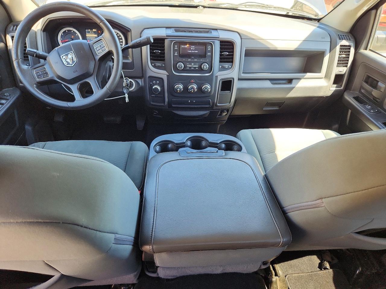 2013 RAM 1500 ST photo 15