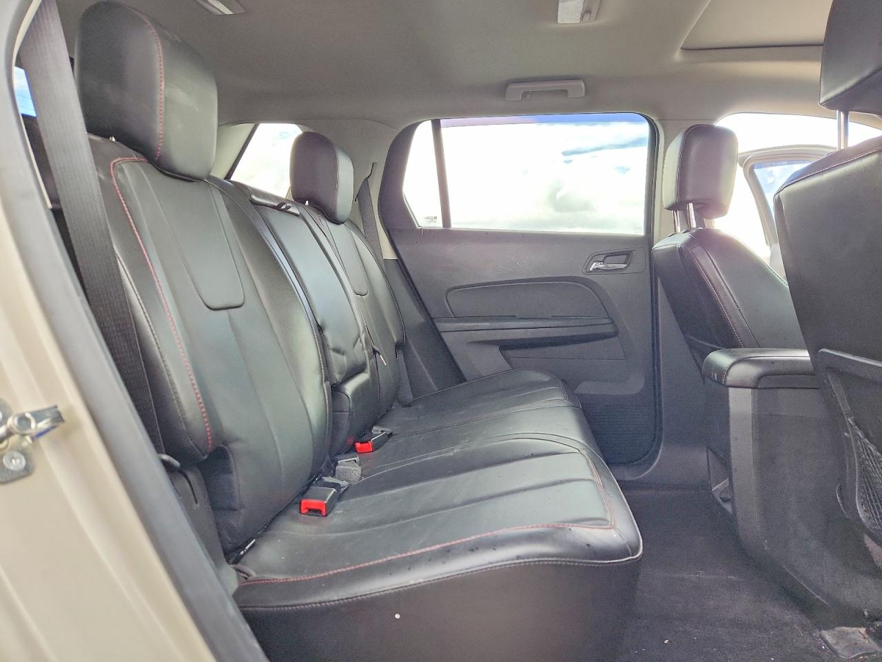 2015 GMC TERRAIN SLT photo 28