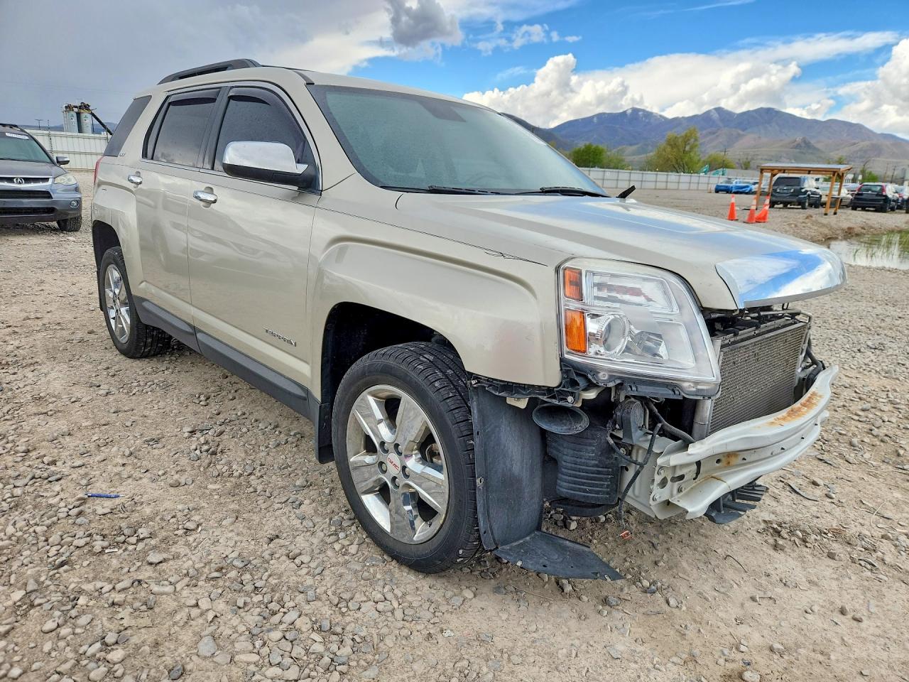 2015 GMC TERRAIN SLT photo 10