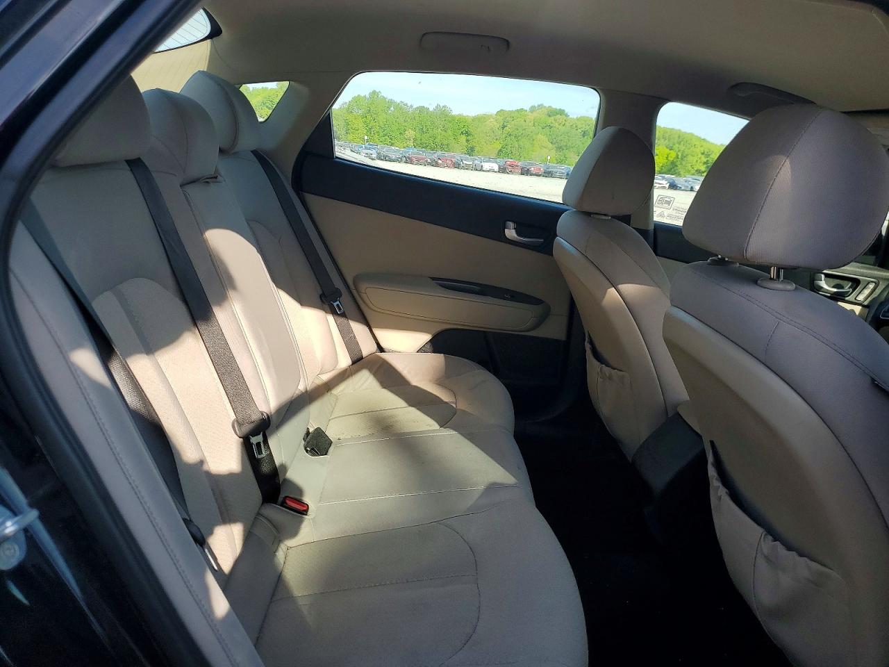 2017 KIA OPTIMA LX photo 19