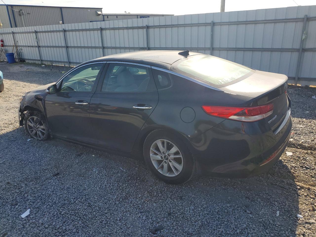 2017 KIA OPTIMA LX photo 3