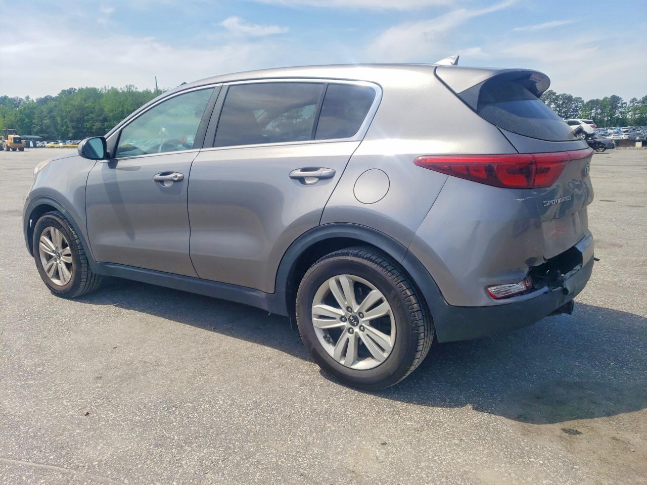 2018 KIA SPORTAGE LX photo 4