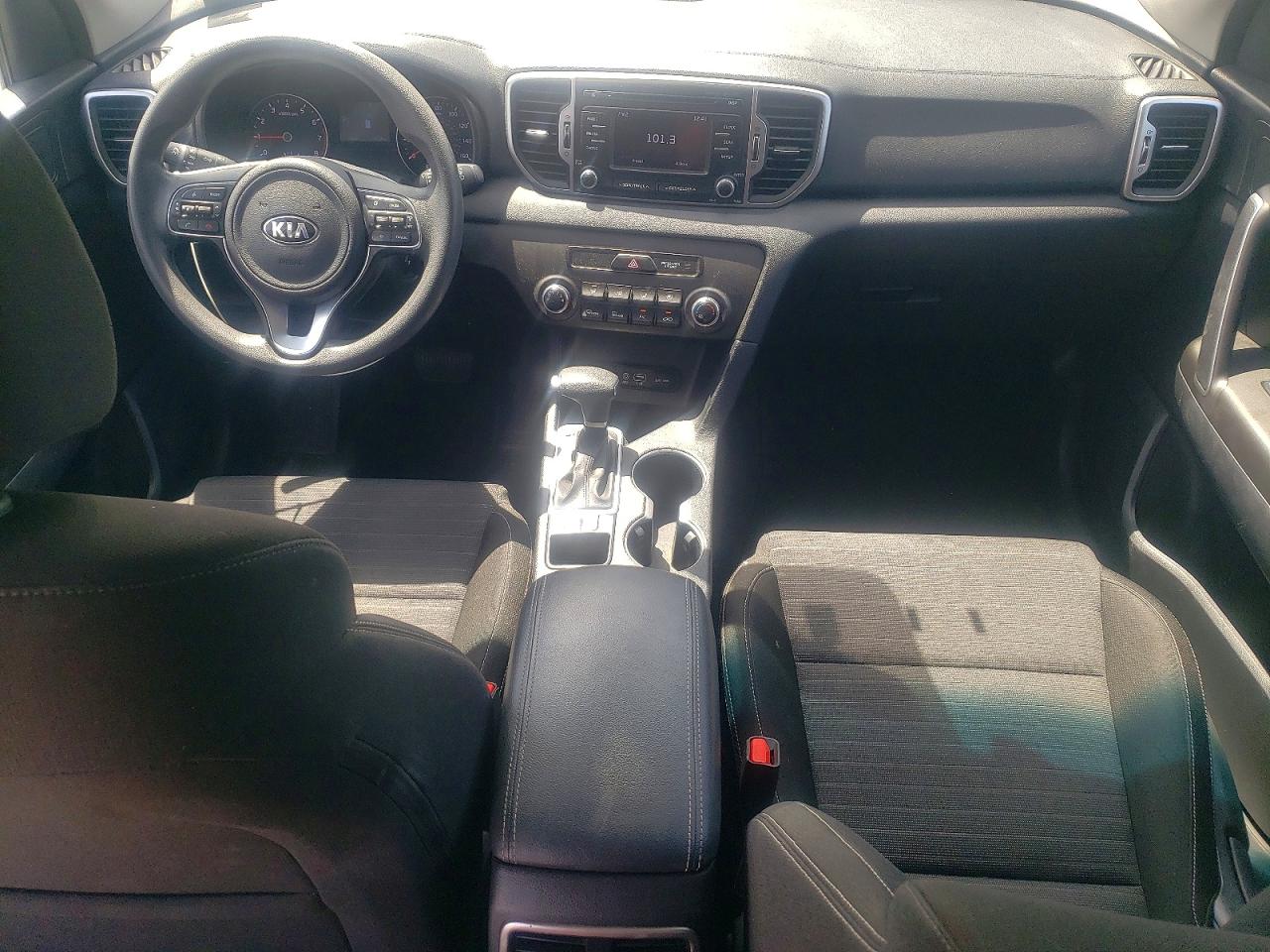 2018 KIA SPORTAGE LX photo 22