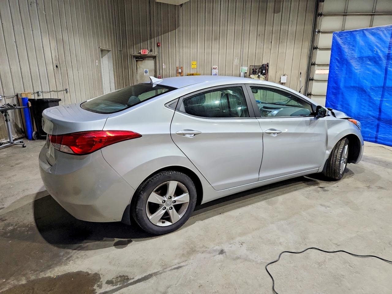 2013 HYUNDAI ELANTRA GLS photo 5