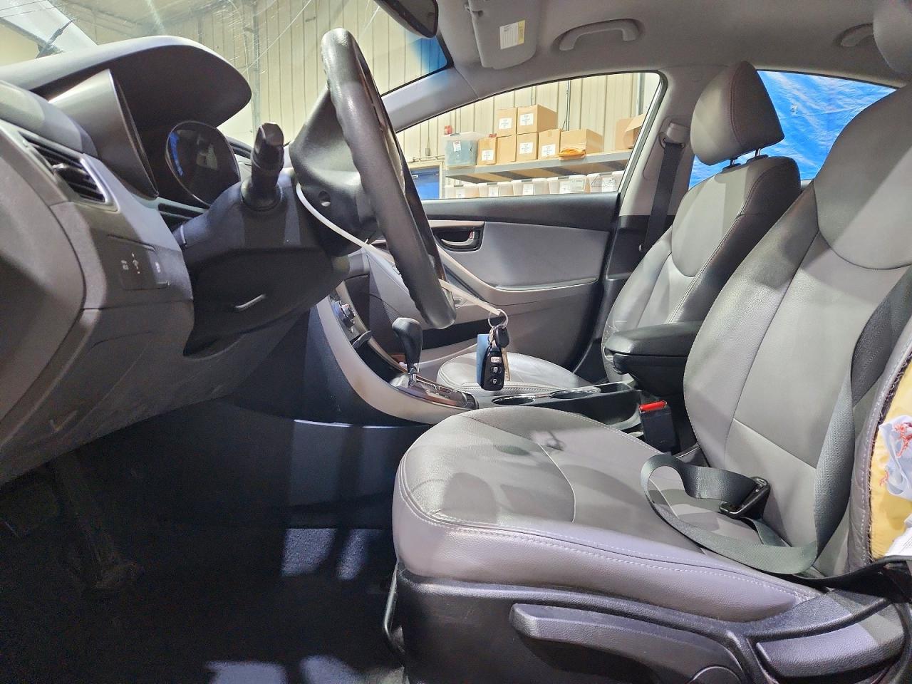 2013 HYUNDAI ELANTRA GLS photo 13