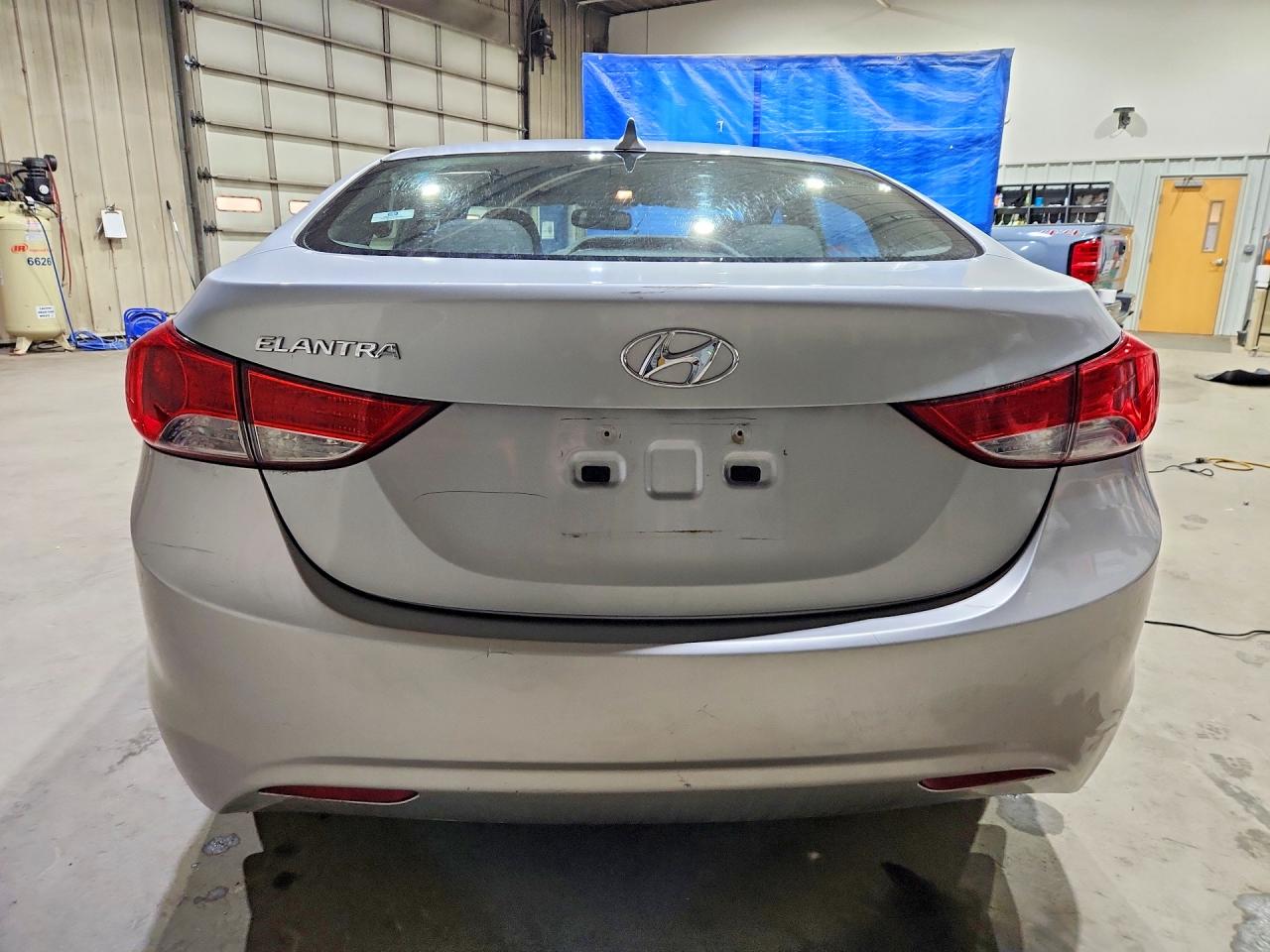 2013 HYUNDAI ELANTRA GLS photo 11