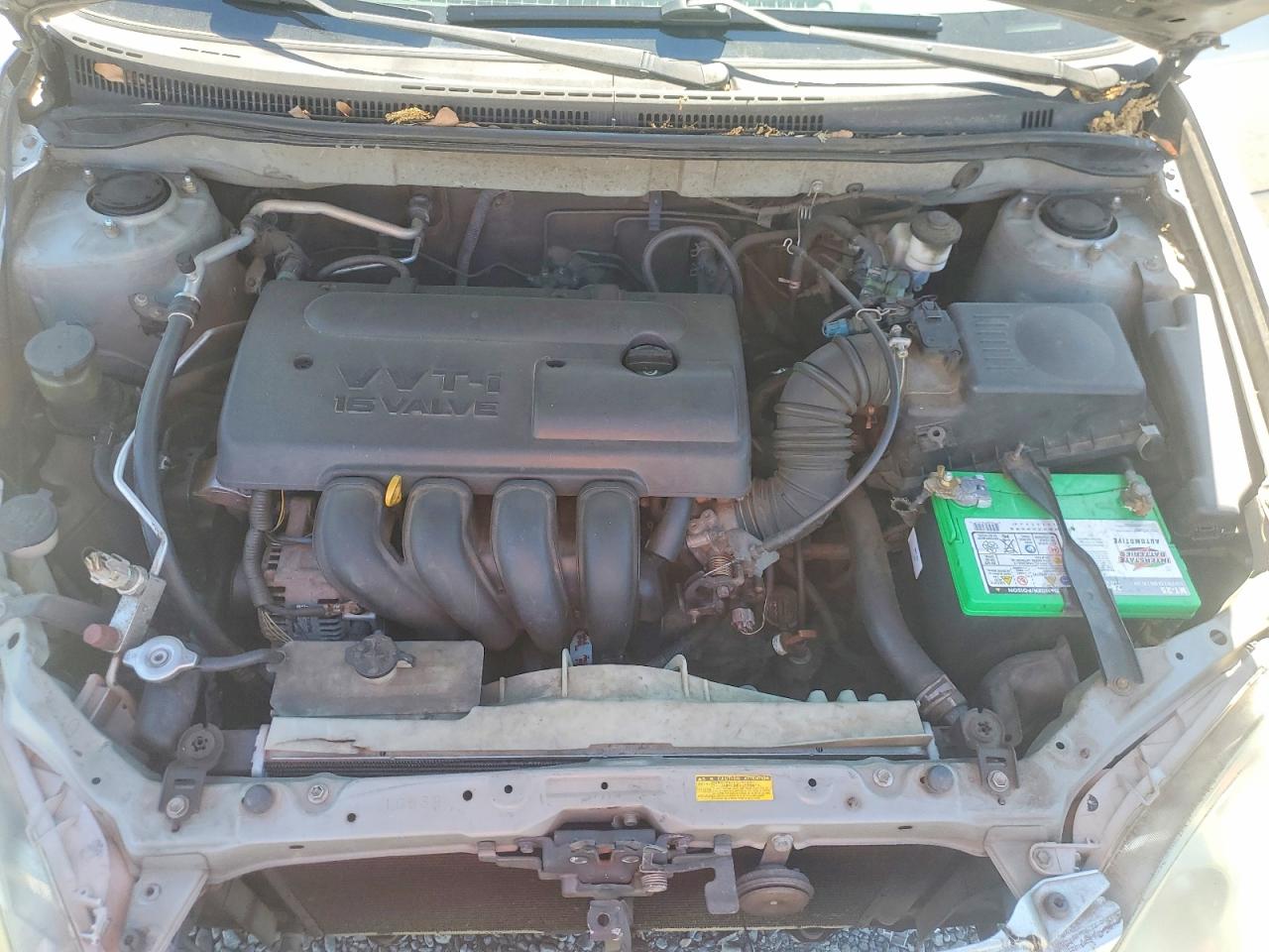 2004 TOYOTA COROLLA photo 21