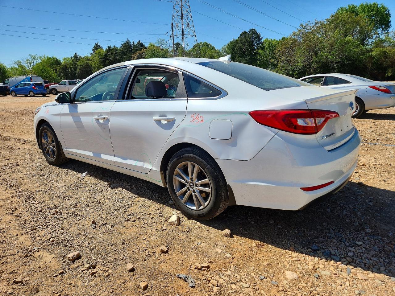 2017 HYUNDAI SONATA SE photo 3