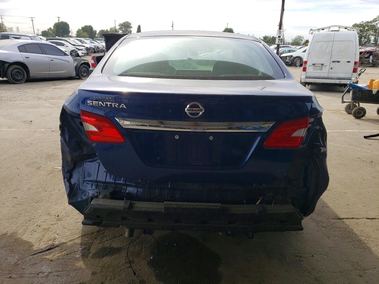 2019 NISSAN SENTRA S photo 11