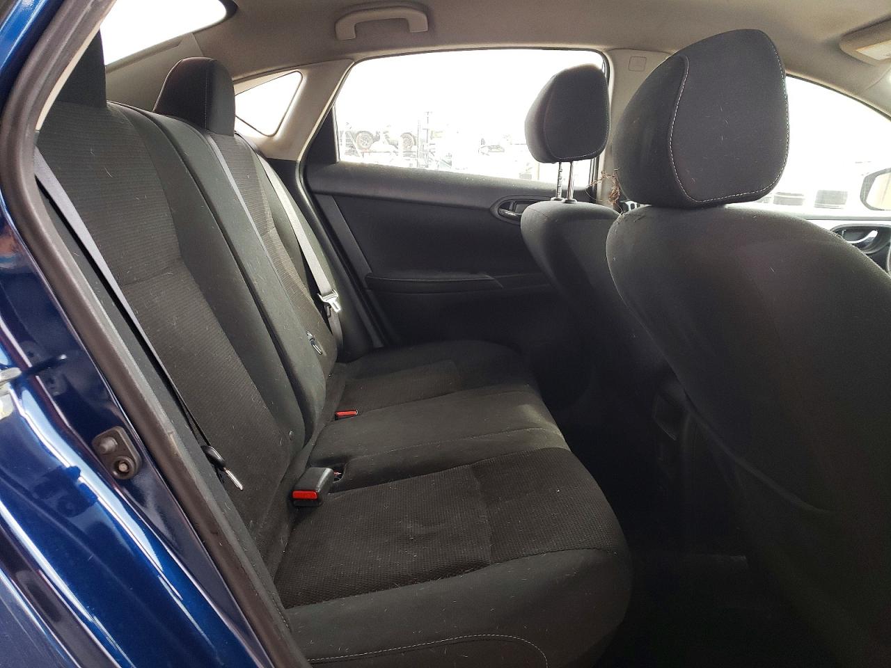 2019 NISSAN SENTRA S photo 19
