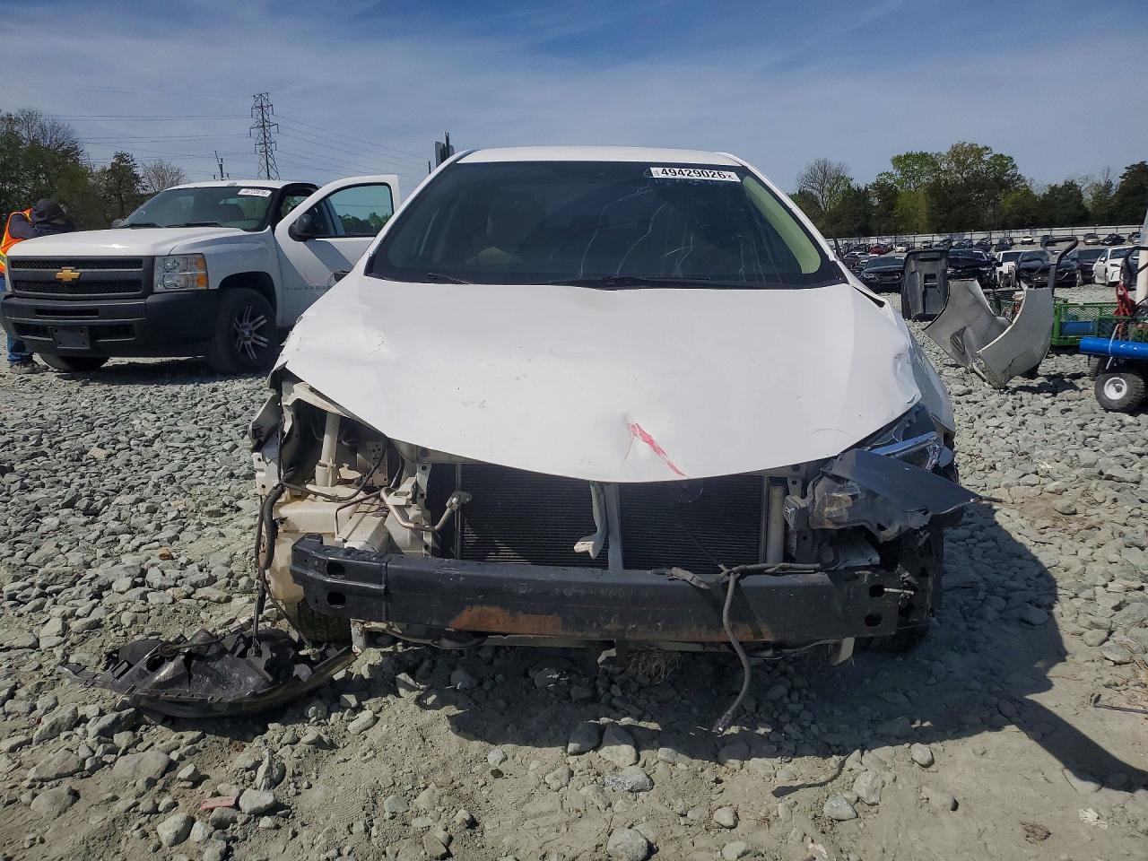 2018 TOYOTA COROLLA LE photo 9