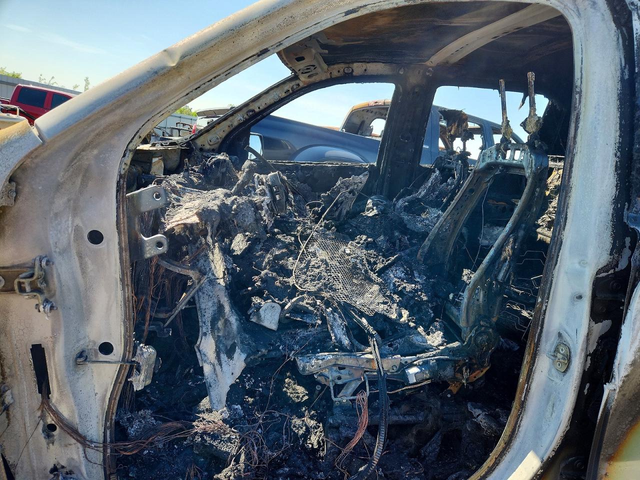 2023 CHEVROLET SILVERADO K1500 CUSTOM photo 7