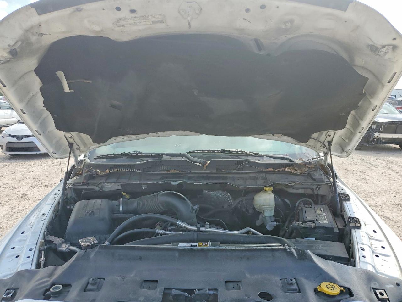 2014 RAM 1500 photo 31